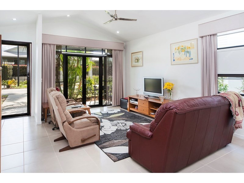 12/299 Napper Road, Arundel QLD 4214