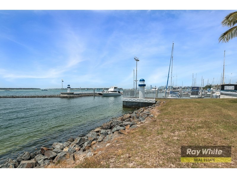 7/24 Madang Crescent, Runaway Bay QLD 4216