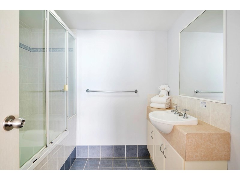 49/484-488 Marine Parade, Biggera Waters QLD 4216