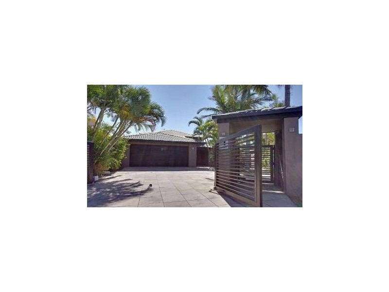 1 Sundance Way, Runaway Bay QLD 4216