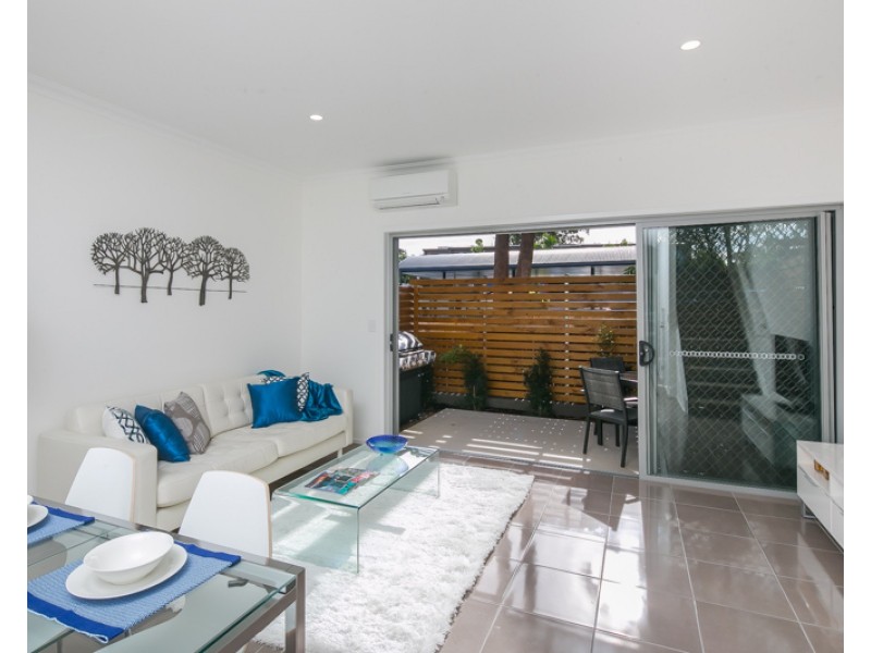 460 Pine Ridge Road, Coombabah QLD 4216