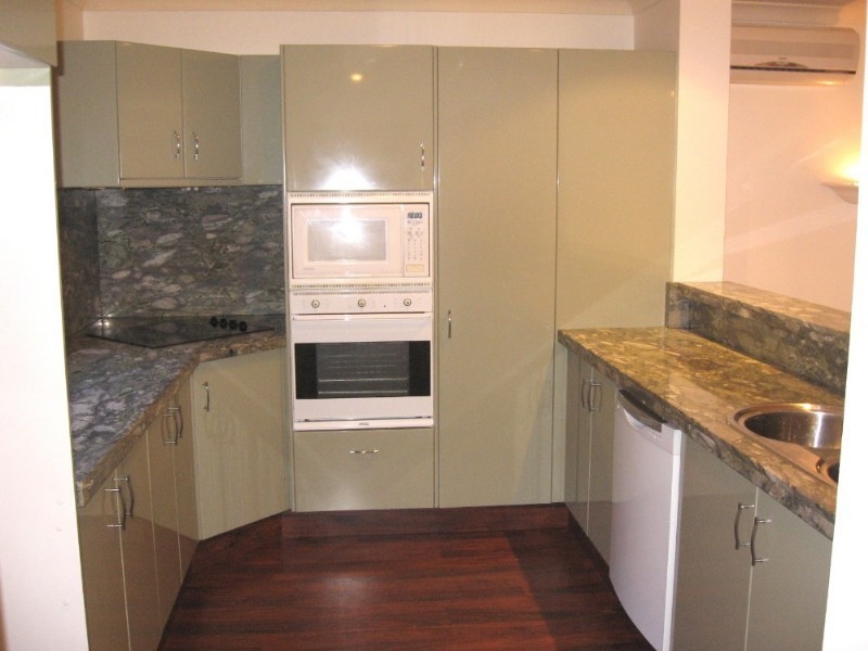 Runaway Bay QLD 4216