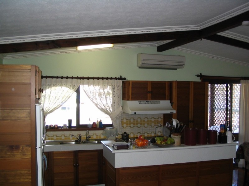 9 Kilmartin Esplanade, Biggera Waters QLD 4216