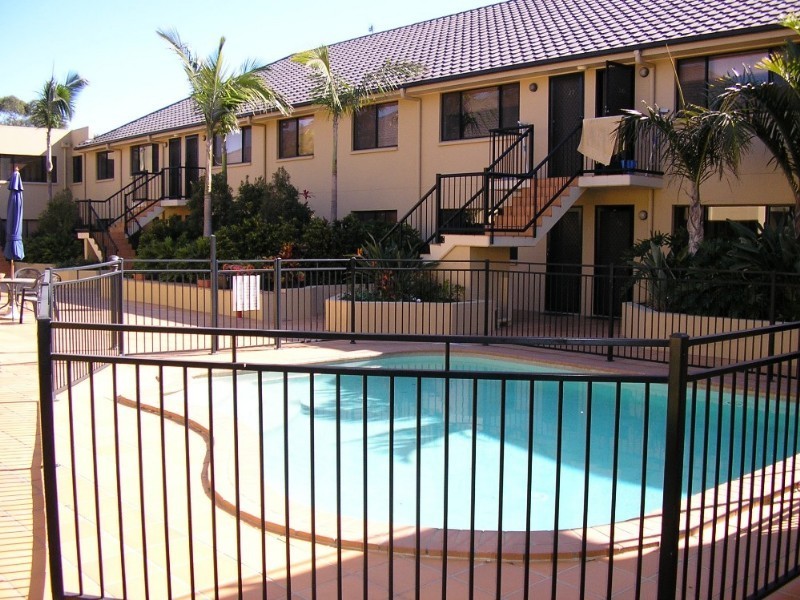 Parkwood QLD 4214