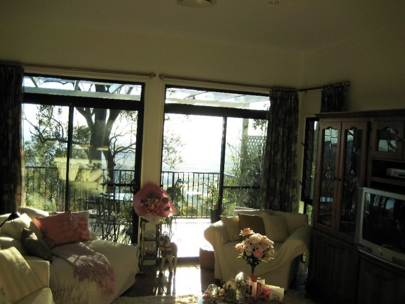 703 Main Western Road, Tamborine Mountain QLD 4272