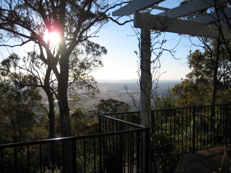 703 Main Western Road, Tamborine Mountain QLD 4272