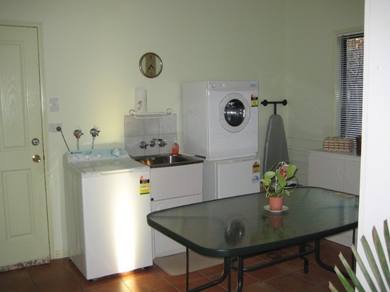 703 Main Western Road, Tamborine Mountain QLD 4272