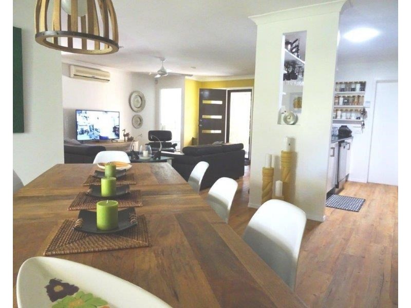 6/136 Pacific Pines Boulevard, Pacific Pines QLD 4211