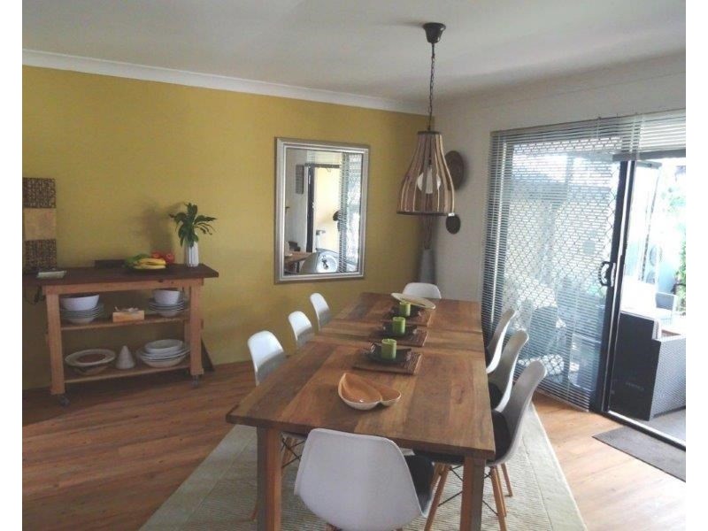 6/136 Pacific Pines Boulevard, Pacific Pines QLD 4211