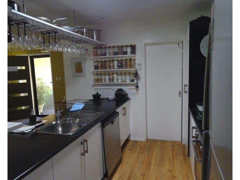 6/136 Pacific Pines Boulevard, Pacific Pines QLD 4211