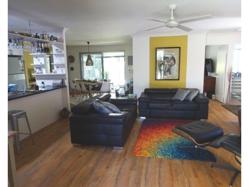 6/136 Pacific Pines Boulevard, Pacific Pines QLD 4211