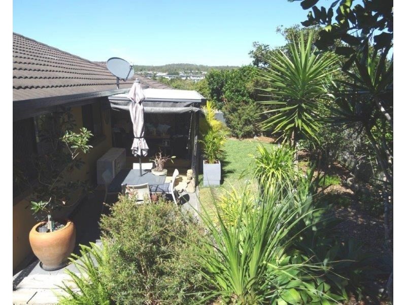 6/136 Pacific Pines Boulevard, Pacific Pines QLD 4211