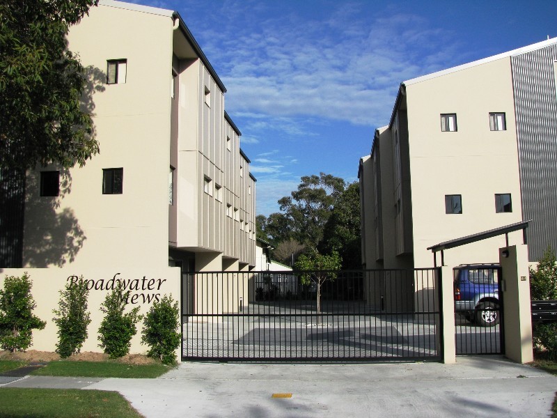 Labrador QLD 4215