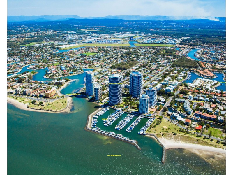 2/53 Bayview Street, Runaway Bay QLD 4216