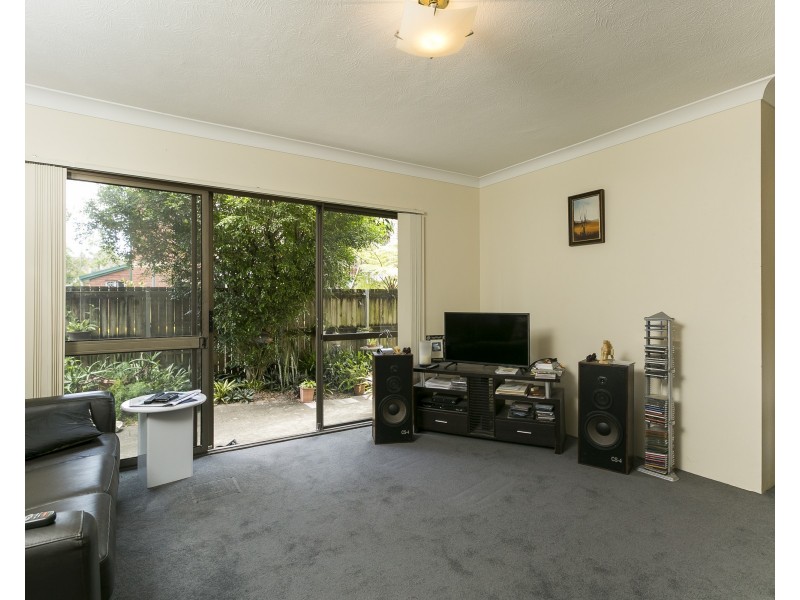 2/53 Bayview Street, Runaway Bay QLD 4216