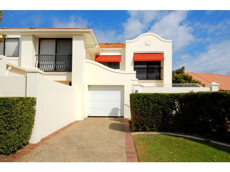 Hope Island QLD 4212