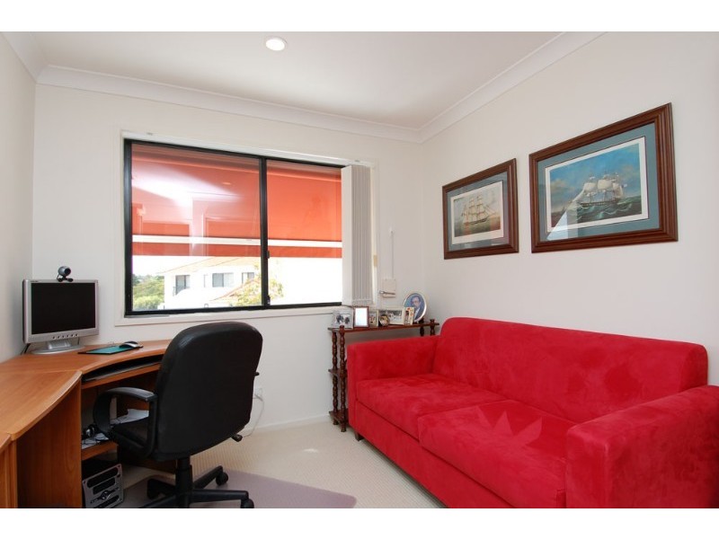 Hope Island QLD 4212