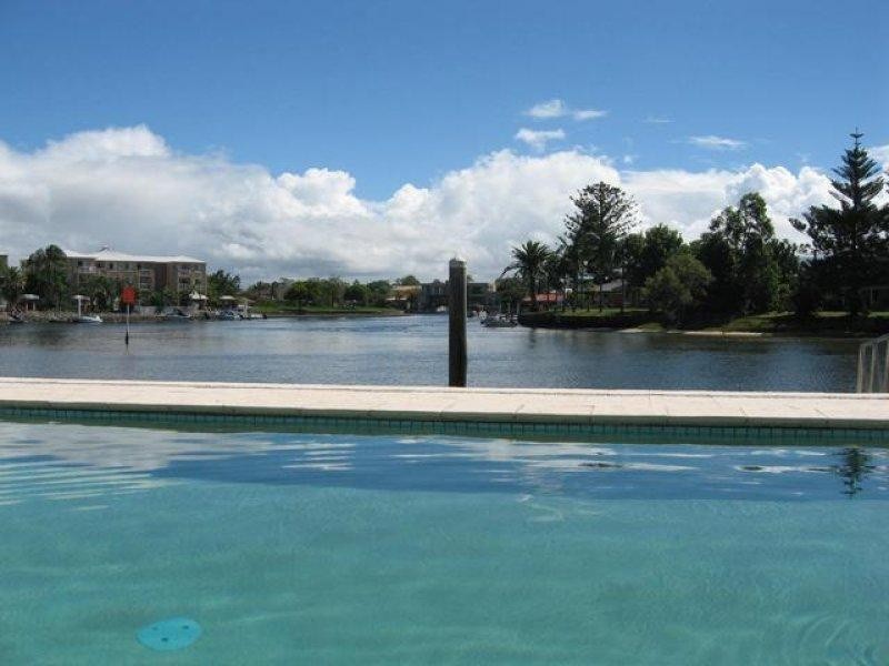 17/52 Back Street, Biggera Waters QLD 4216