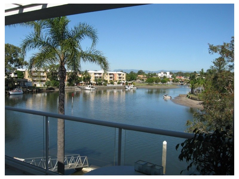 17/52 Back Street, Biggera Waters QLD 4216