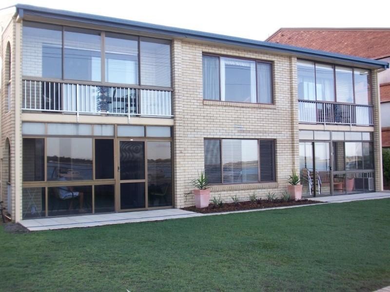 8/266 Marine Parade, Labrador QLD 4215