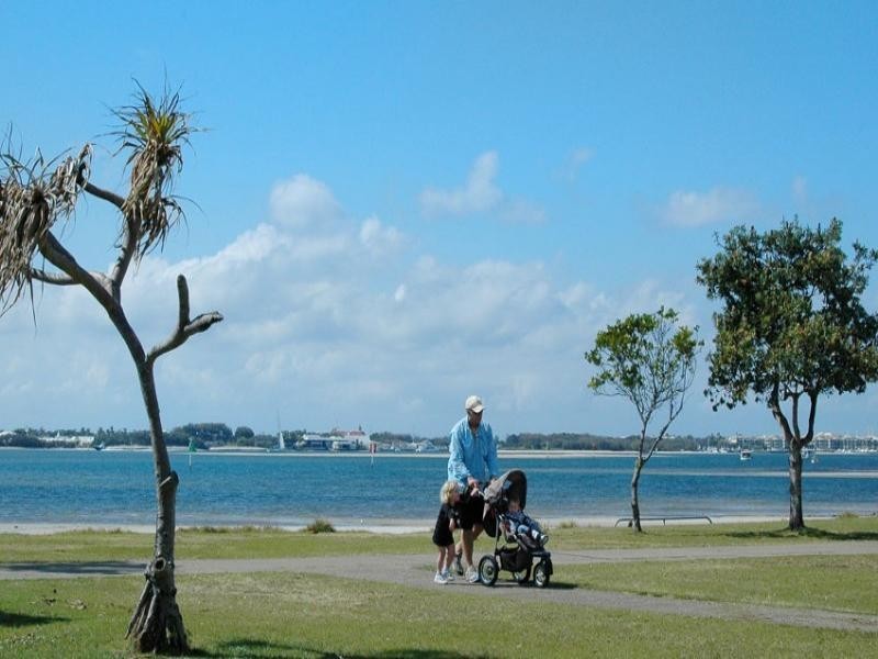 Labrador QLD 4215
