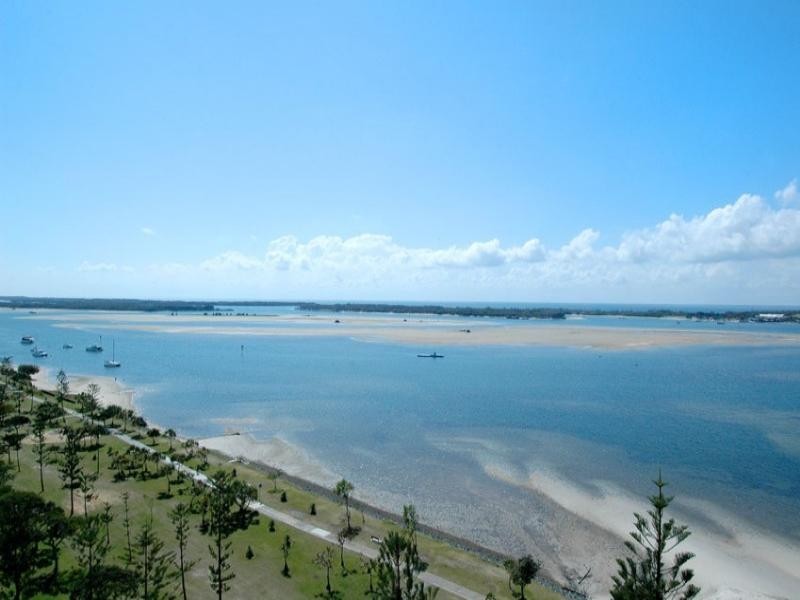 Labrador QLD 4215