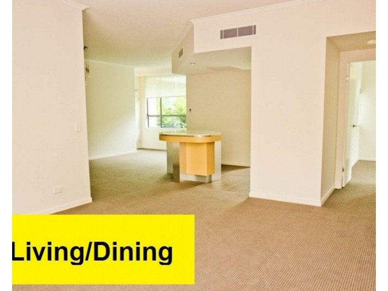 P1/28 Bayview Street, Runaway Bay QLD 4216