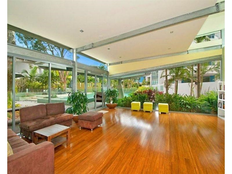 P1/28 Bayview Street, Runaway Bay QLD 4216