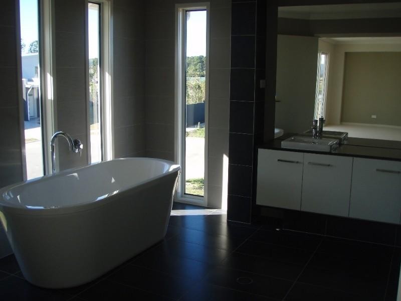 Hope Island QLD 4212