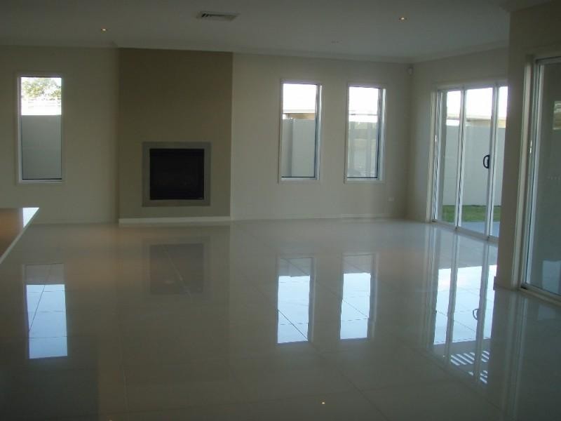 Hope Island QLD 4212