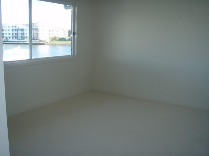 Hope Island QLD 4212