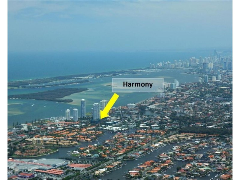 40/20-28 Bayview Street, Runaway Bay QLD 4216