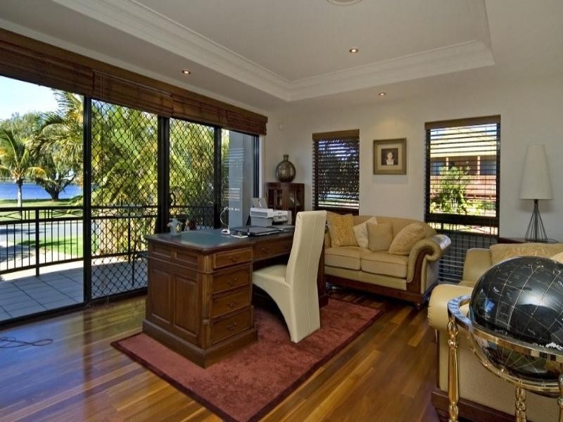 1/26 Shearwater Esplande, Runaway Bay QLD 4216