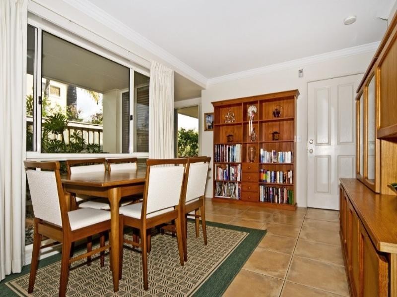 24/82 Limetree Parade, Runaway Bay QLD 4216