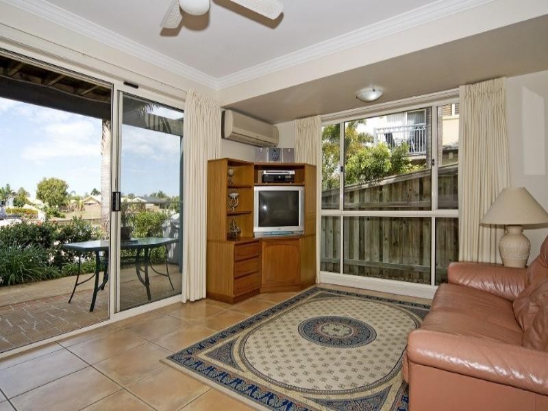 24/82 Limetree Parade, Runaway Bay QLD 4216