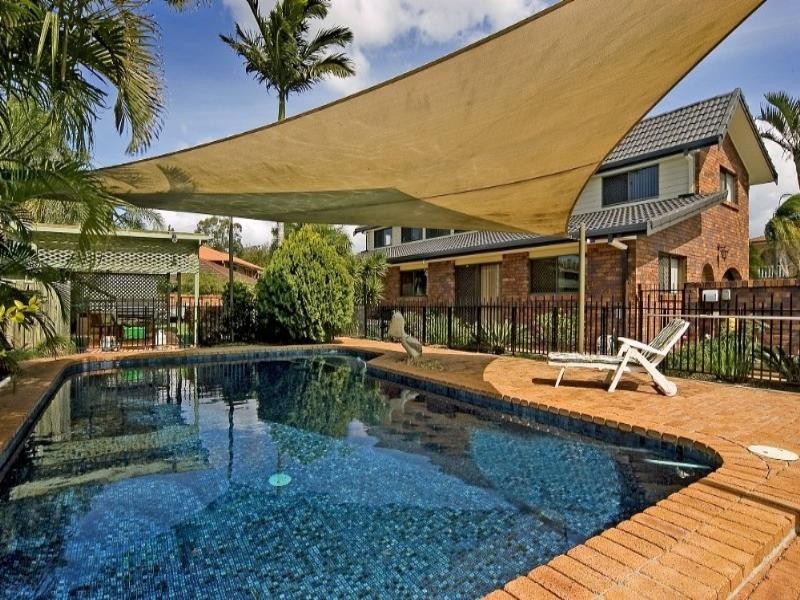 20 Simbai Street, Runaway Bay QLD 4216