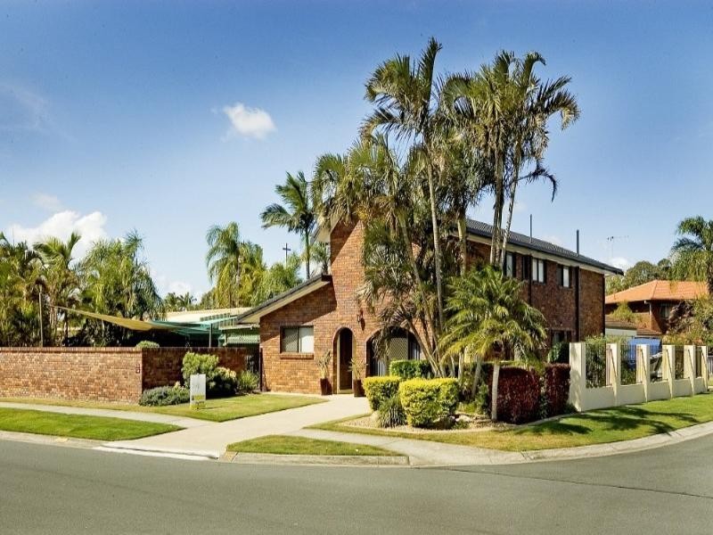 20 Simbai Street, Runaway Bay QLD 4216