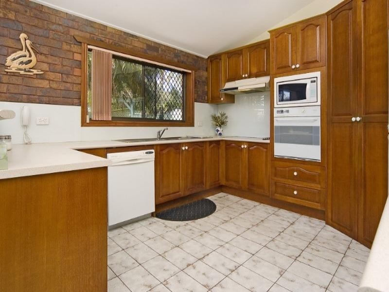 20 Simbai Street, Runaway Bay QLD 4216