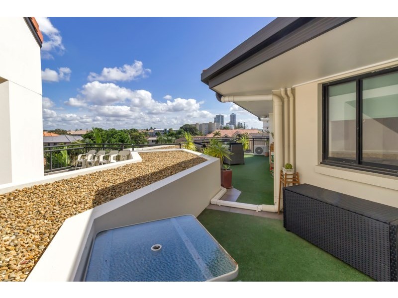 34/452-454 Marine Parade, Biggera Waters QLD 4216