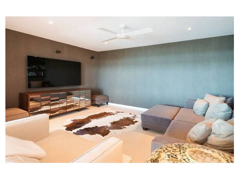 4602/323 Bayview Street, Hollywell QLD 4216