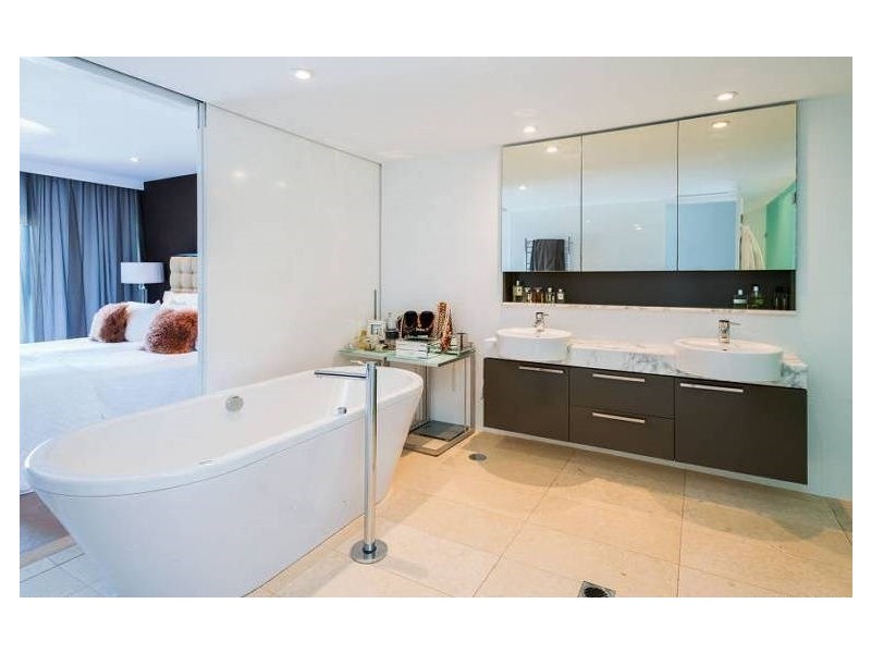 4602/323 Bayview Street, Hollywell QLD 4216