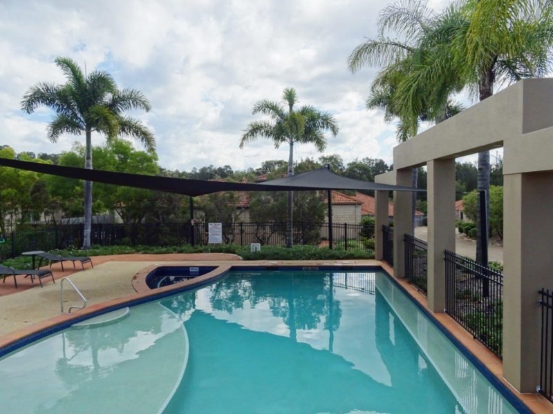 16/24 Amsonia Court, Arundel QLD 4214