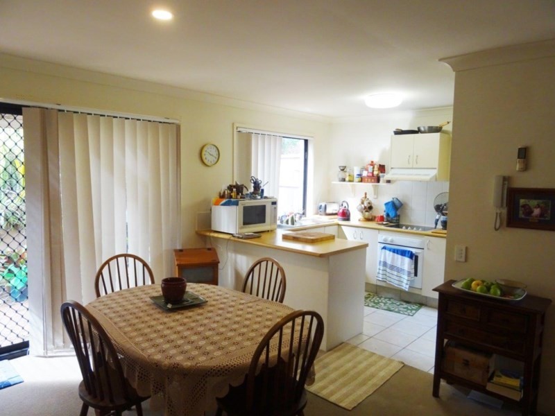 16/24 Amsonia Court, Arundel QLD 4214