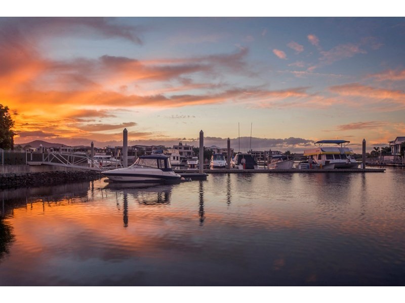 25 North Bank Court, Helensvale QLD 4212