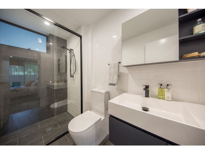 Ashmore QLD 4214