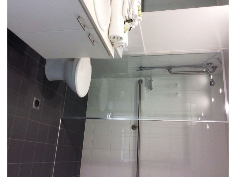 2103/33 T.E. Peters, Broadbeach Waters QLD 4218