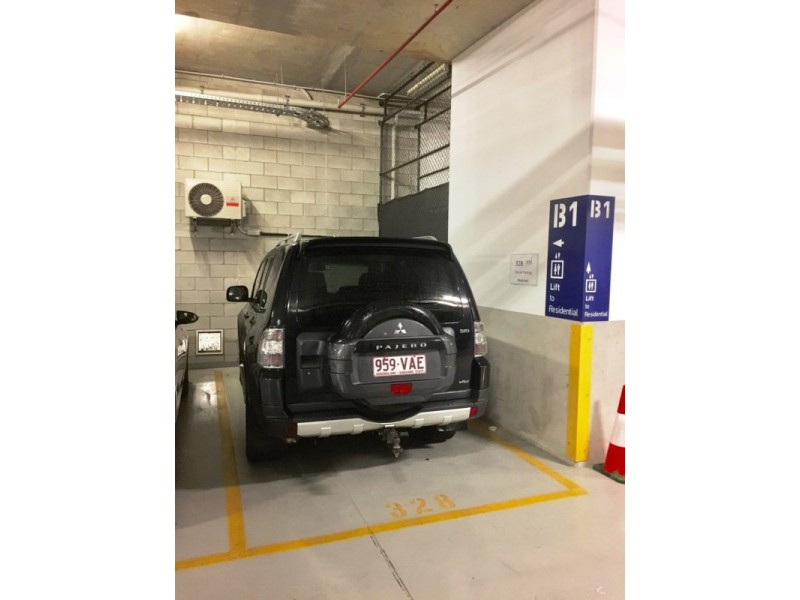 5605/4 The Esplanade, Surfers Paradise QLD 4217