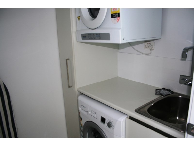 5605/4 The Esplanade, Surfers Paradise QLD 4217