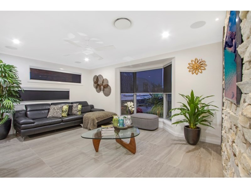 12 Salvia Street, Hollywell QLD 4216