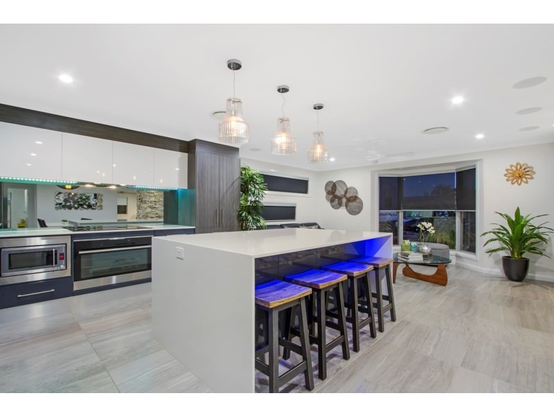 12 Salvia Street, Hollywell QLD 4216